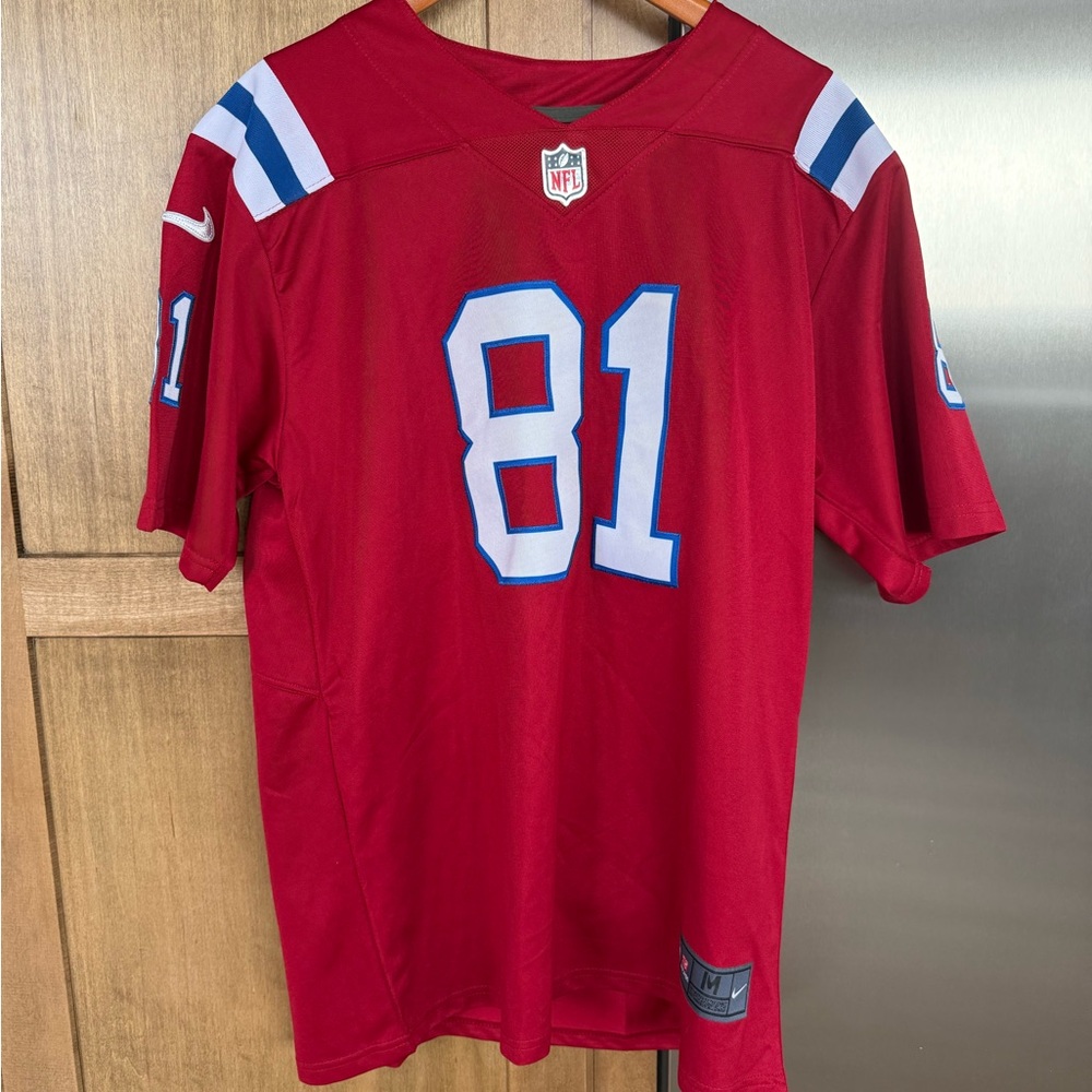 Throwback Patriots Jersey Moss 81